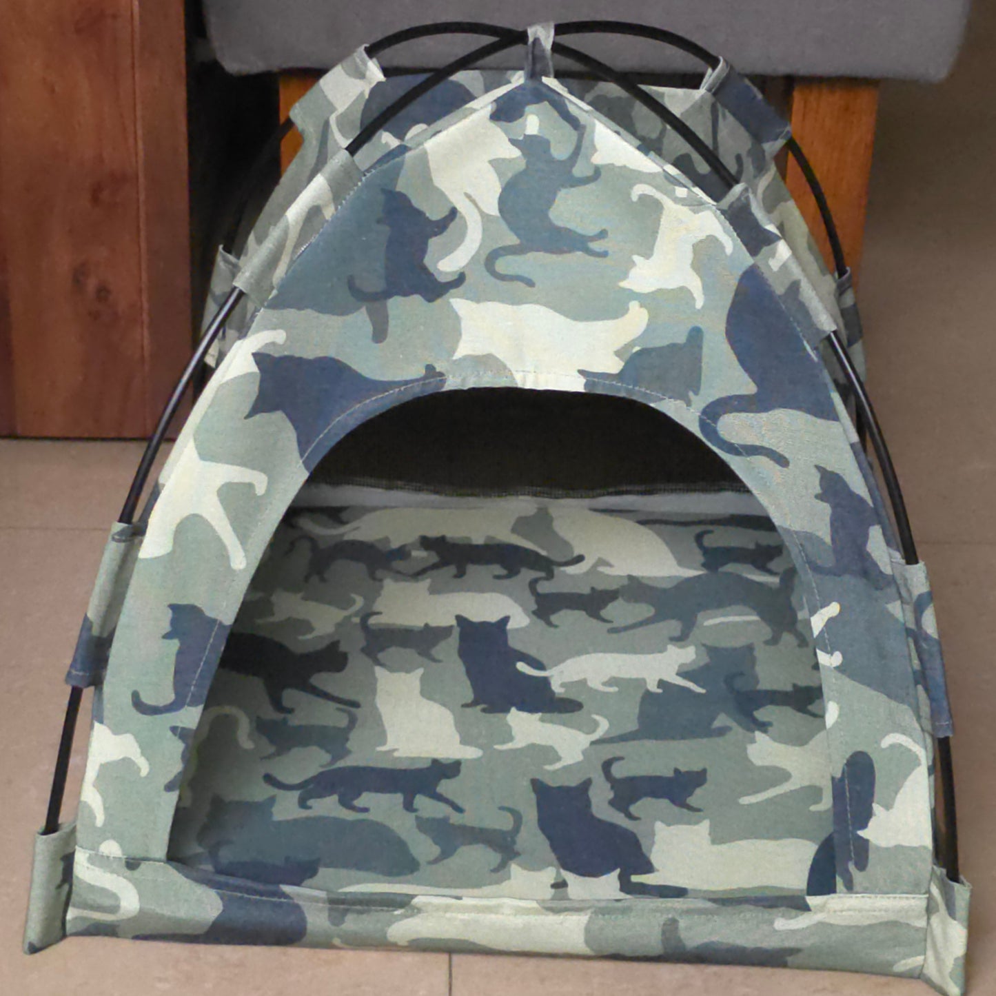 Foldable Cat Tent Bed | Cozy Indoor Hideout with Breathable Mesh Windows
