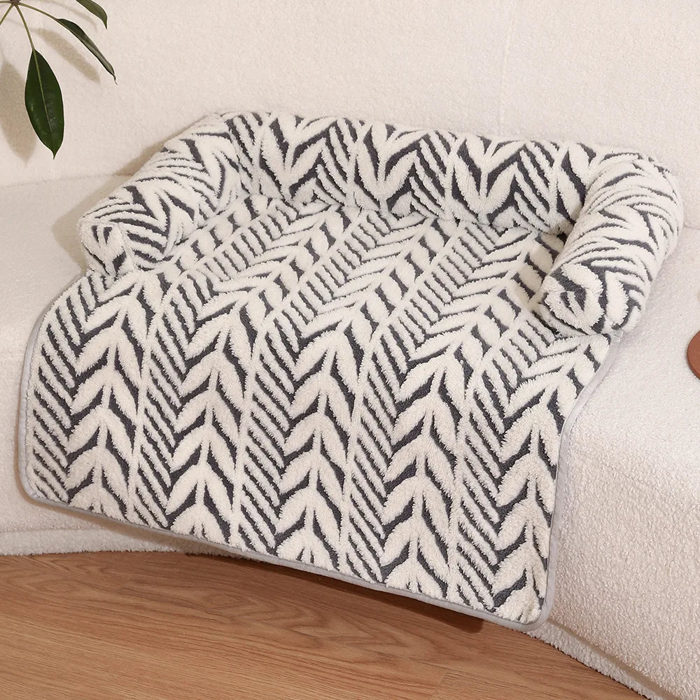 Plush Cat Sofa Protector – Soft Couch Cover Bed